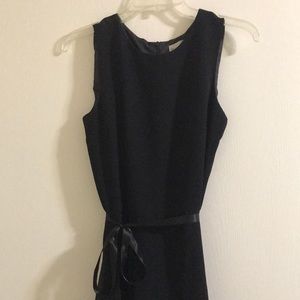 Sleeveless black dress